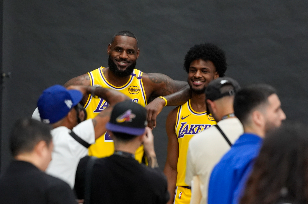 Ice Cube incentiva Bronny James a explorar oportunidades no basquete