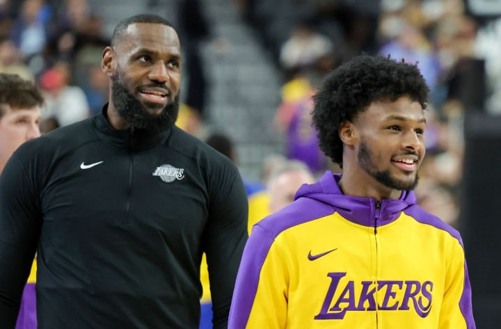 LeBron James: Apoiando os sonhos de Bronny além do basquete
