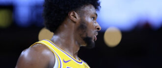 “A. Smith pede a LeBron para ‘por favor parar com isso’ após o jogo de Bronny na NBA”